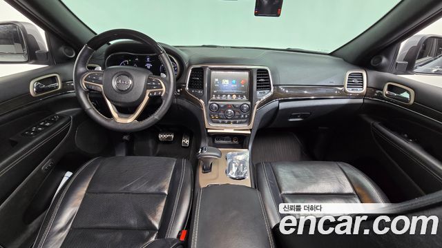 Jeep Grand Cherokee 3.0 Diesel Overland WK2 2015 — фото 7