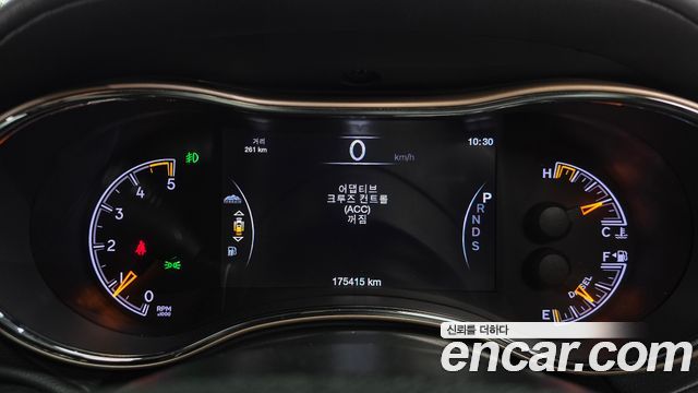 Jeep Grand Cherokee 3.0 Diesel Overland WK2 2015 — фото 8