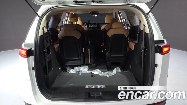 Kia Carnival (IV) Diesel 11-Seater Prestige 2021 — фото 17