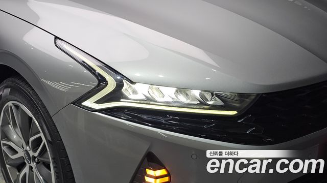 Kia K5 Hybrid (III) Prestige 2022 — фото 22