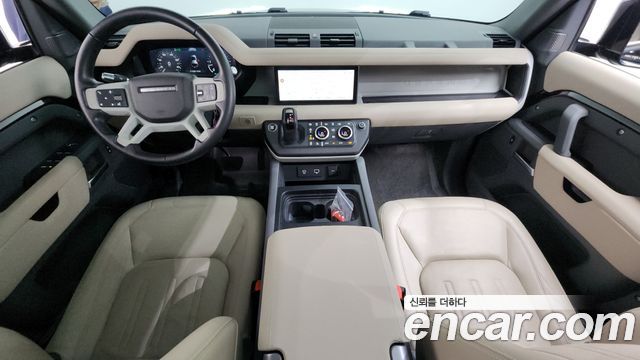 Land Rover Defender (L663) 110 D250 S 2022 — фото 7