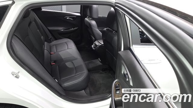 Chevrolet Malibu 2.0 Turbo Premier Special 2020 — фото 11