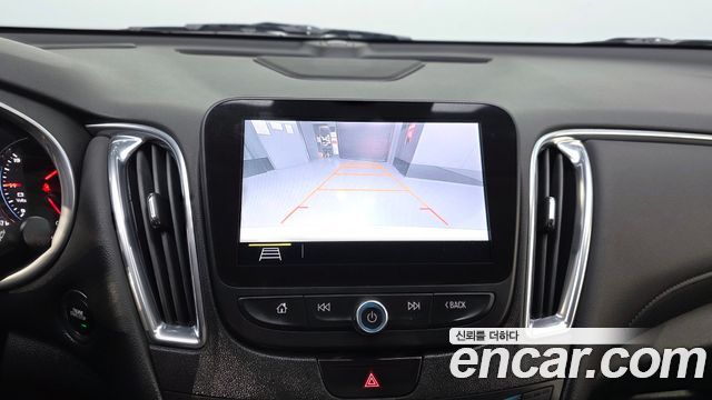 Chevrolet Malibu 2.0 Turbo Premier Special 2020 — фото 16