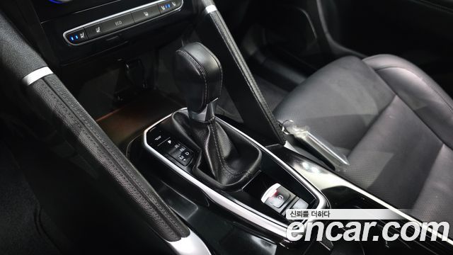 Renault Korea QM6 2.0 LPe RE Signature 2WD 2022 — фото 9