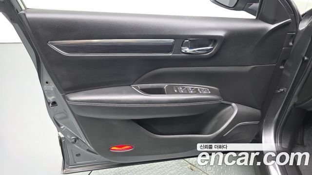 Renault Korea QM6 2.0 LPe RE Signature 2WD 2022 — фото 24