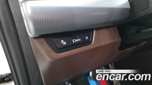 BMW X1 (U11) sDrive 20i M Sport 2024 — фото 13
