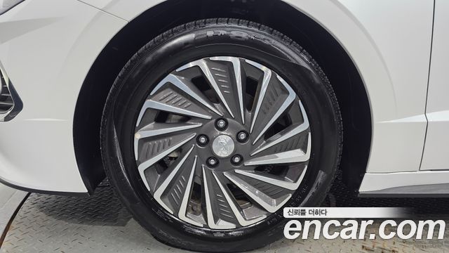 Hyundai Sonata Hybrid (DN8) Premium Plus 2022 — фото 5