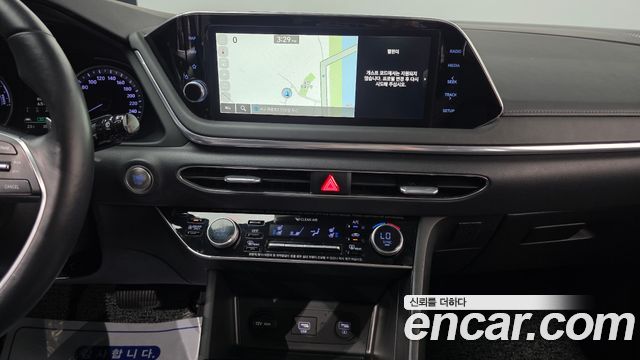 Hyundai Sonata Hybrid (DN8) Premium Plus 2022 — фото 16