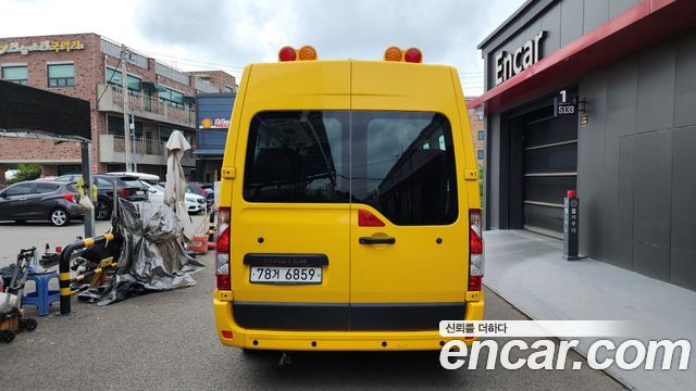 Renault Korea Master School Bus 15-Seater 2019 — фото 4