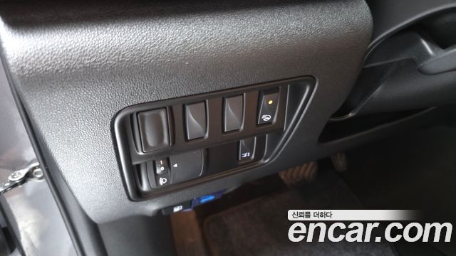 Renault Korea QM6 2.0 GDe RE Signature 2WD 2022 — фото 27