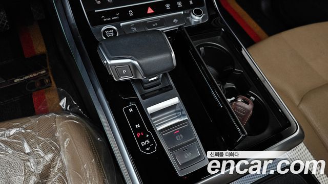 Audi Q8 (4M) 45 TDI Quattro Premium 2021 — фото 9