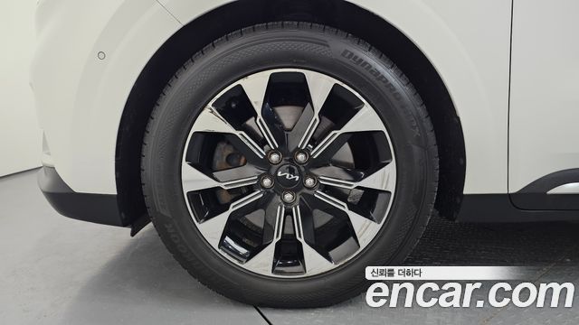 Kia Carnival (IV) Diesel 7-Seater Signature 2023 — фото 5