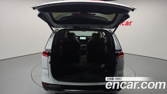 Kia Carnival (IV) Diesel 7-Seater Signature 2023 — фото 16