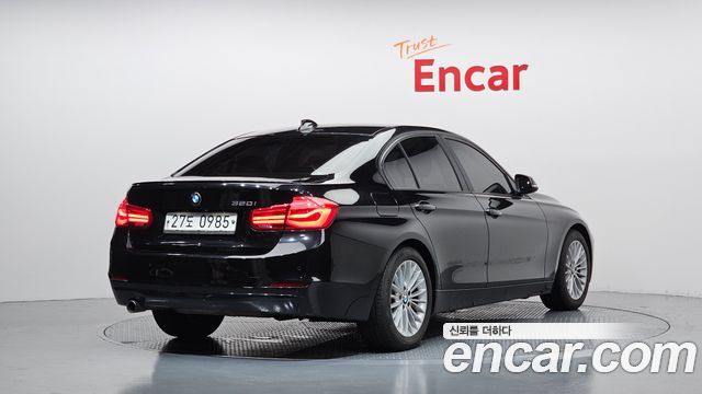 BMW 3 Series (F30) 320i 2013 — фото 2
