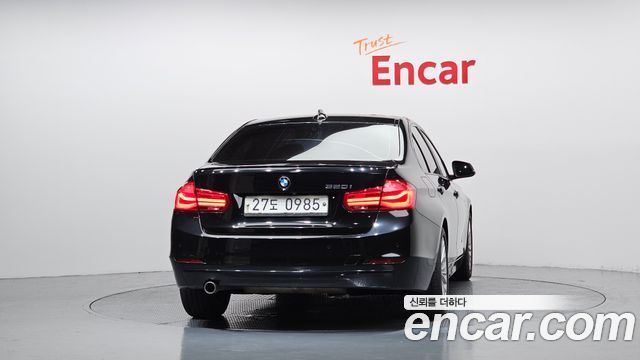 BMW 3 Series (F30) 320i 2013 — фото 4