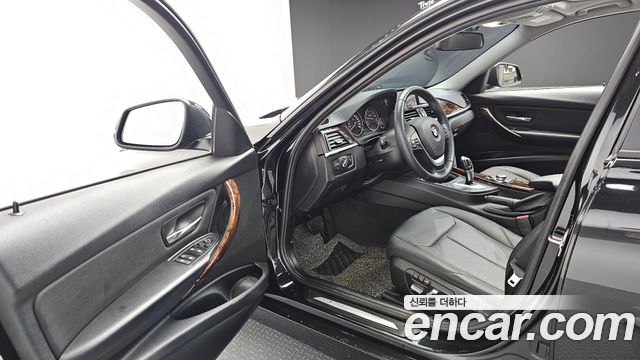 BMW 3 Series (F30) 320i 2013 — фото 10