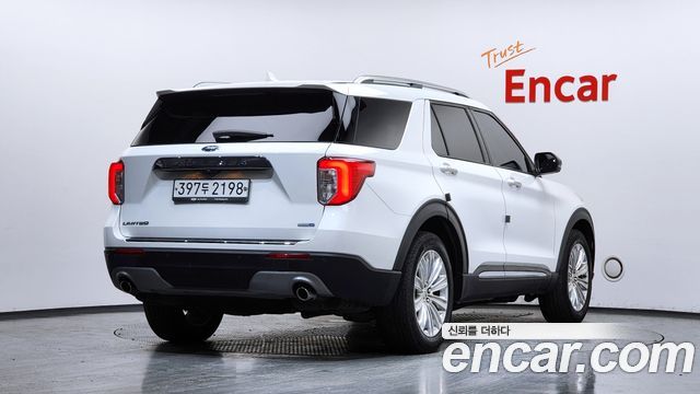 Ford Explorer (VI) 2.3 LimIted 4WD 2020 — фото 2