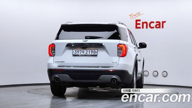Ford Explorer (VI) 2.3 LimIted 4WD 2020 — фото 4