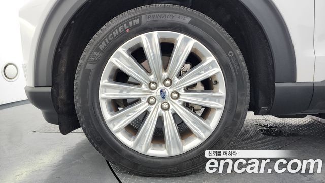 Ford Explorer (VI) 2.3 LimIted 4WD 2020 — фото 5