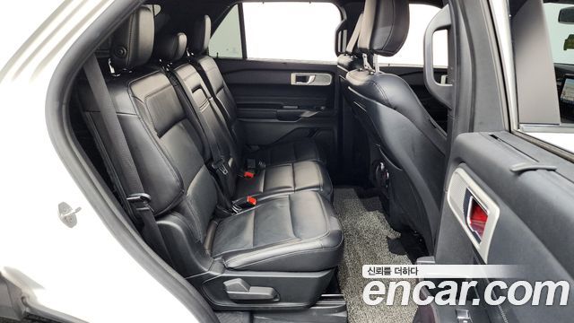 Ford Explorer (VI) 2.3 LimIted 4WD 2020 — фото 11