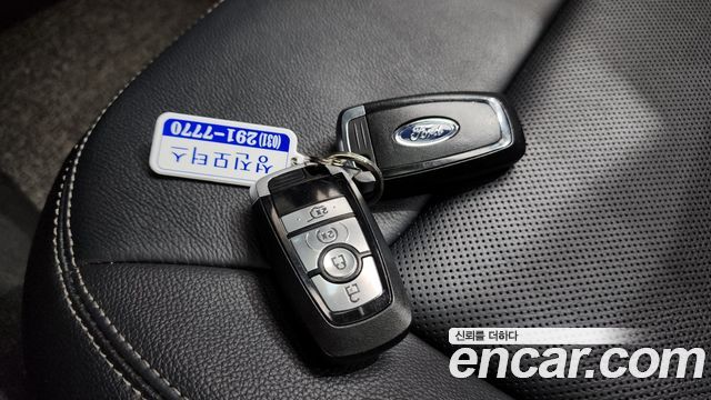 Ford Explorer (VI) 2.3 LimIted 4WD 2020 — фото 15