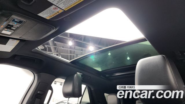 Ford Explorer (VI) 2.3 LimIted 4WD 2020 — фото 17