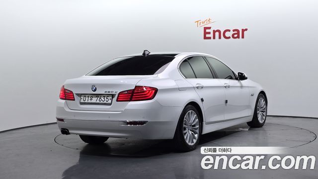 BMW 5 Series (F10) 520d Luxury Plus 2015 — фото 2