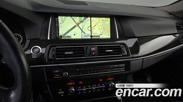 BMW 5 Series (F10) 520d Luxury Plus 2015 — фото 13