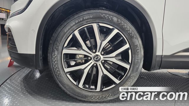 Renault Korea QM6 2.0 LPe RE Signature 2WD 2022 — фото 5