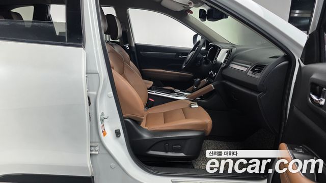 Renault Korea QM6 2.0 LPe RE Signature 2WD 2022 — фото 26