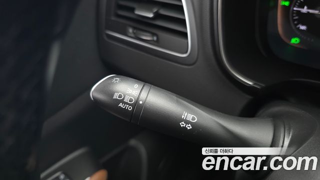 Renault Korea QM6 2.0 LPe RE Signature 2WD 2022 — фото 28