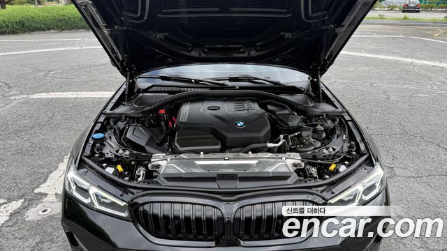 BMW 3 Series (G20) 320i M Sport 2023 — фото 6