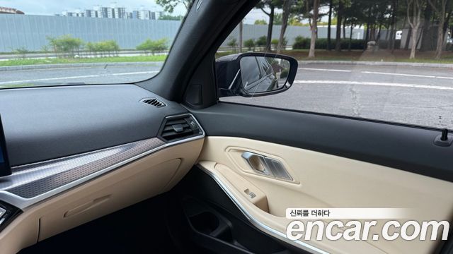 BMW 3 Series (G20) 320i M Sport 2023 — фото 19