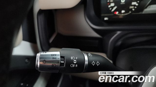 Land Rover Defender (L663) 110 P300 X-Dynamic SE 2022 — фото 35