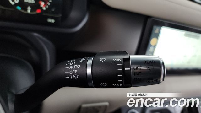 Land Rover Defender (L663) 110 P300 X-Dynamic SE 2022 — фото 36