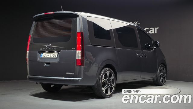 Hyundai Staria Cargo 5-Seater Modern 2023 — фото 2