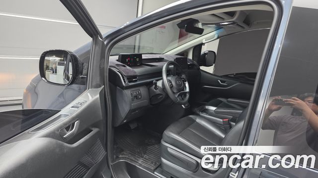 Hyundai Staria Cargo 5-Seater Modern 2023 — фото 10