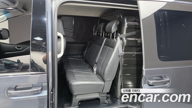 Hyundai Staria Cargo 5-Seater Modern 2023 — фото 11