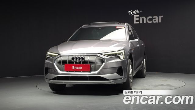 Audi e-tron 55 Quattro 2020 — фото 3