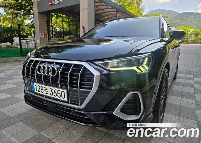 Audi Q3 (F3) 35 TDI Quattro Premium 2022 — фото 2