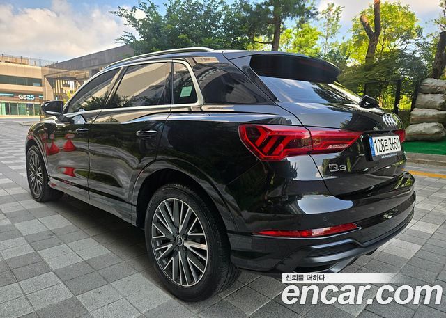 Audi Q3 (F3) 35 TDI Quattro Premium 2022 — фото 4