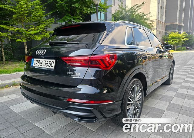 Audi Q3 (F3) 35 TDI Quattro Premium 2022 — фото 6