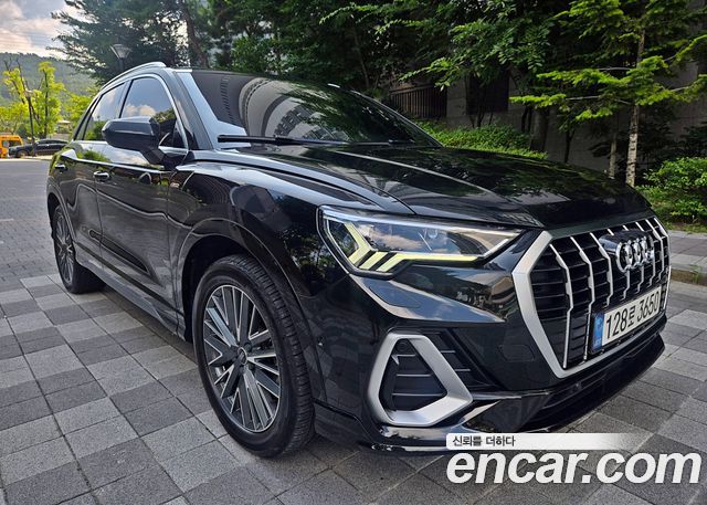 Audi Q3 (F3) 35 TDI Quattro Premium 2022 — фото 8
