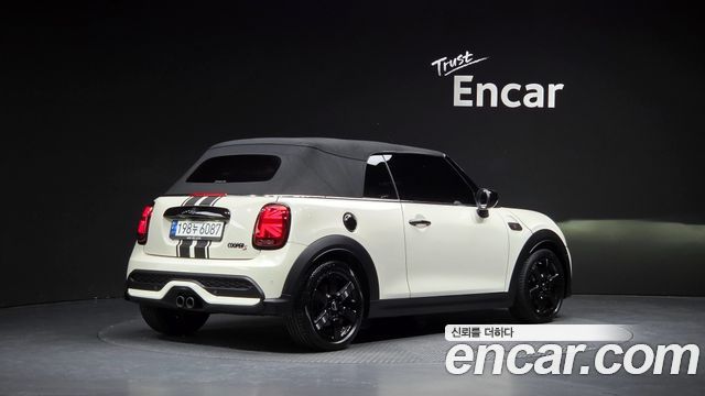 MINI Cooper S Convertible Classic Third Generation 2022 — фото 2