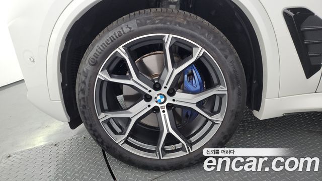 BMW X5 (G05) xDrive 40i M Sport 2025 — фото 5