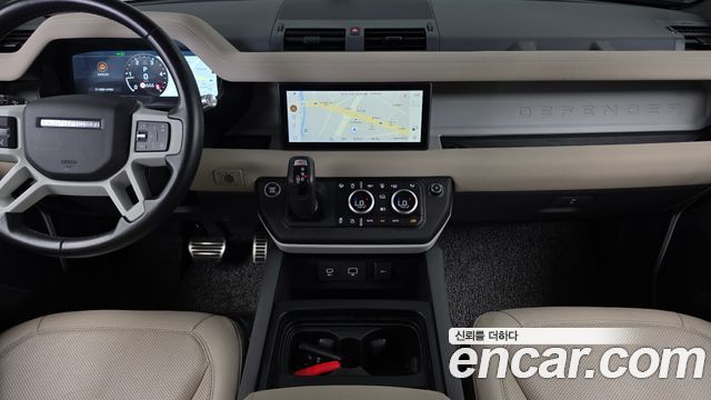 Land Rover Defender (L663) 90 D250 S 2022 — фото 14