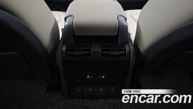 Land Rover Defender (L663) 90 D250 S 2022 — фото 19