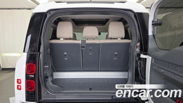 Land Rover Defender (L663) 90 D250 S 2022 — фото 20