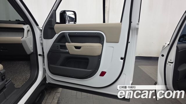 Land Rover Defender (L663) 90 D250 S 2022 — фото 25