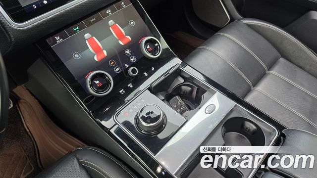 Land Rover Range Rover Velar 2.0 D240 R-Dynamic SE 2018 — фото 9